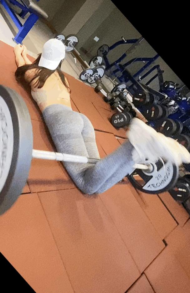 抖音很火的秀腰挑战,抖音臀腿挑战