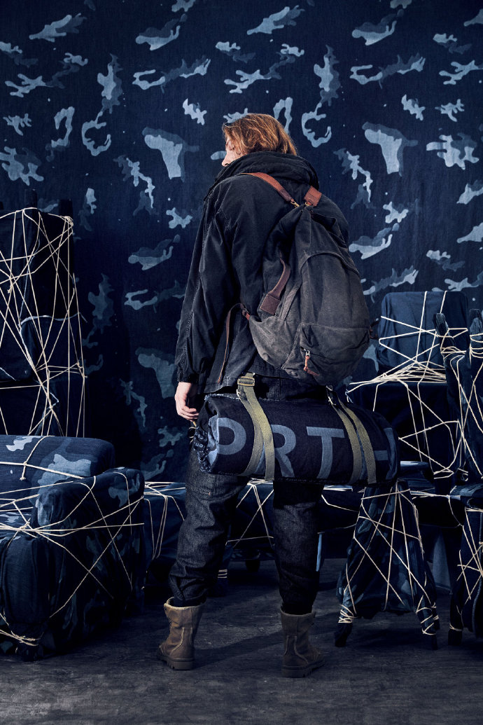 谈及到面料专家，相信ACRONYM以及Stoneisland是大家的首选