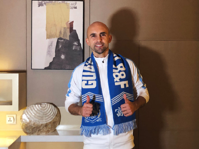 阿德里安重庆中超,中超对青岛阿德里安