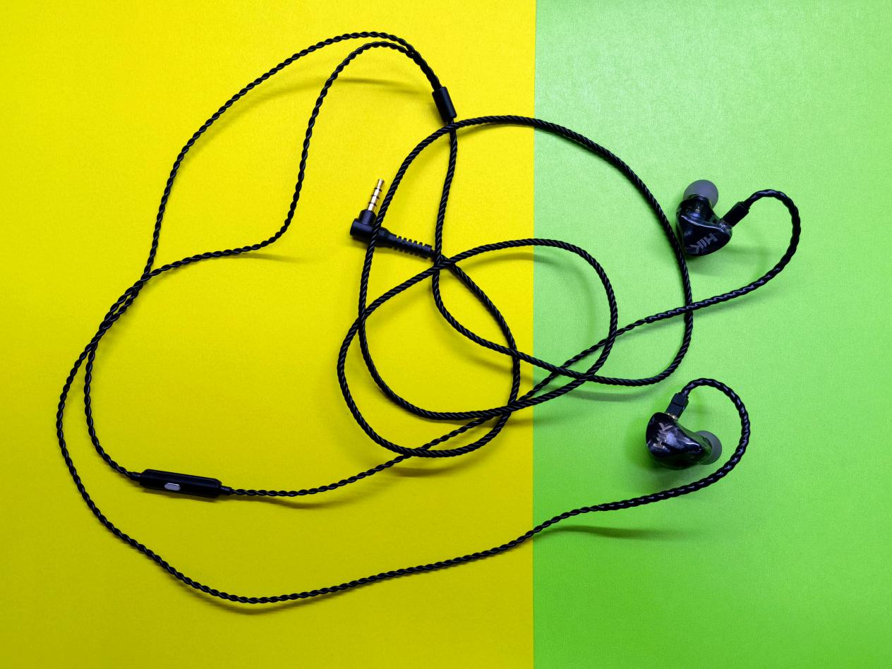 HIKS1耳机上手评测：科技与艺术共存