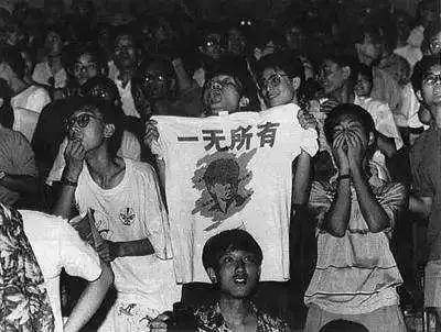 因为疫情取消演唱会的人,因为疫情取消演唱会的明星