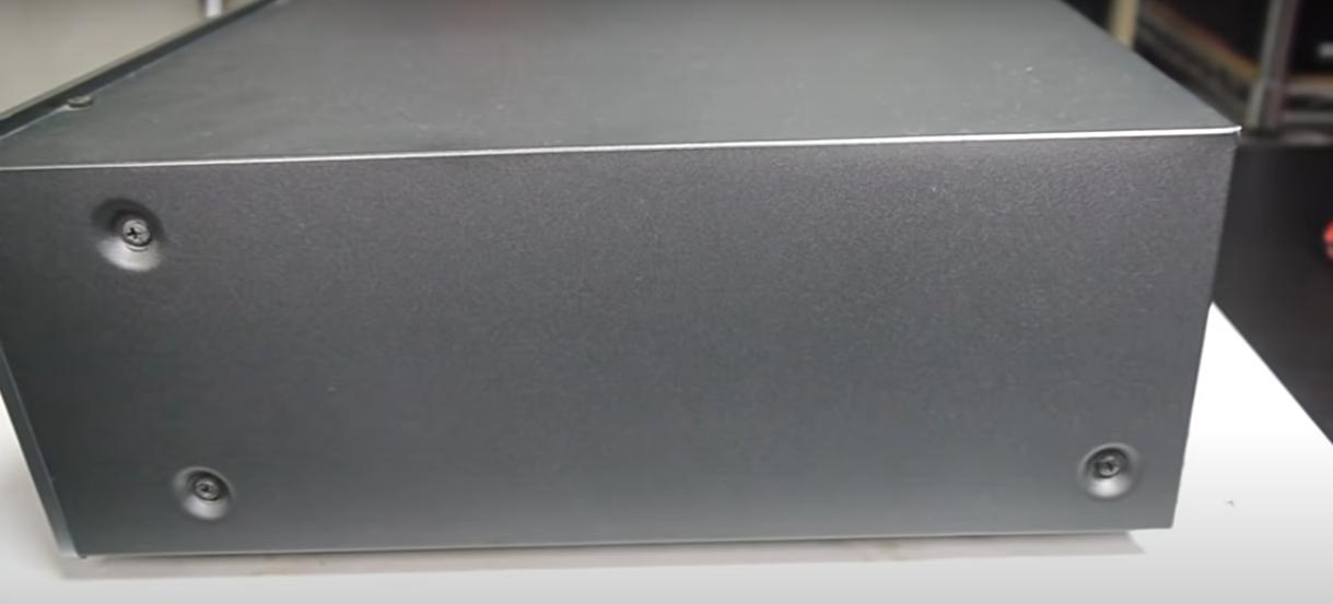 KENWOODDPF-7002CD机不读盘维修，掌握拆机步骤和更换光头的方法