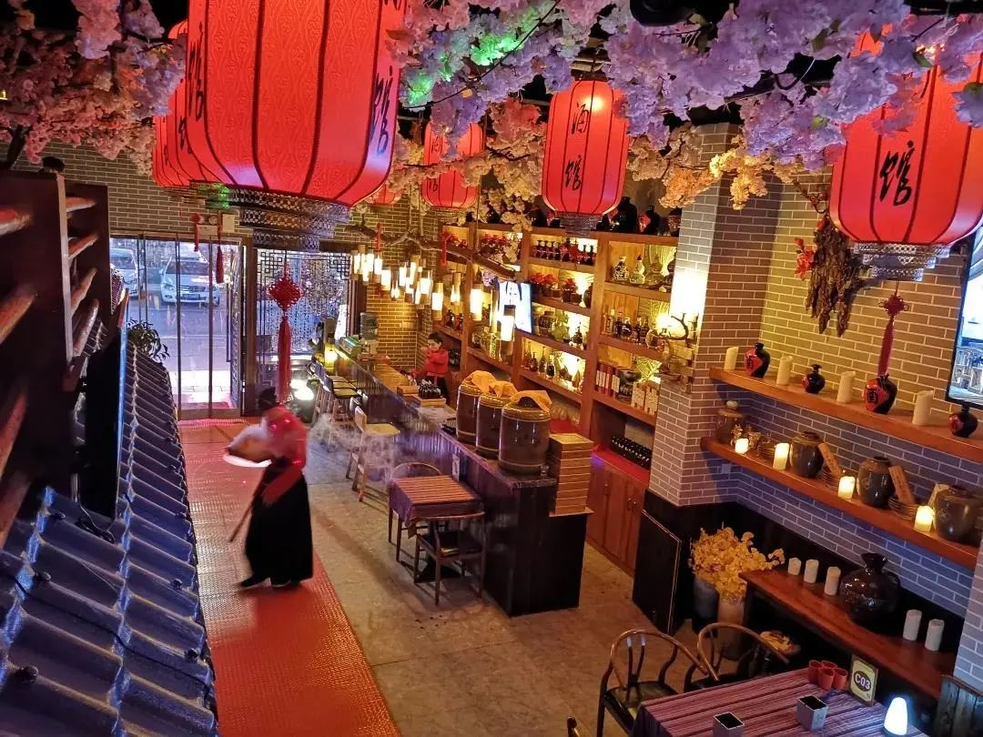 「风尚行」大地回暖，夜生活哪里嗨？新亚洲体育城告诉你