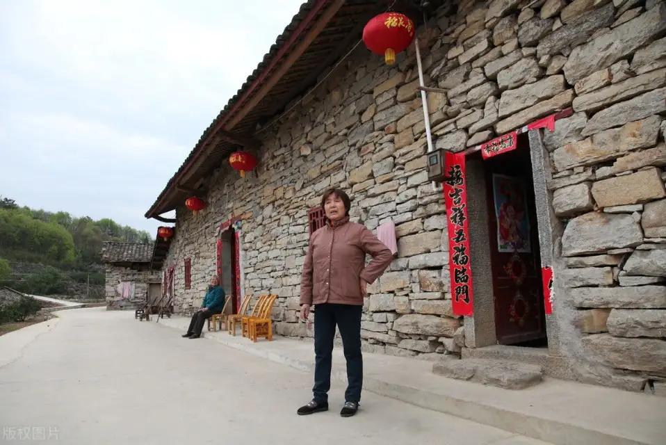 预防蛇进屋最好的方法,防止蛇进屋的最佳方法