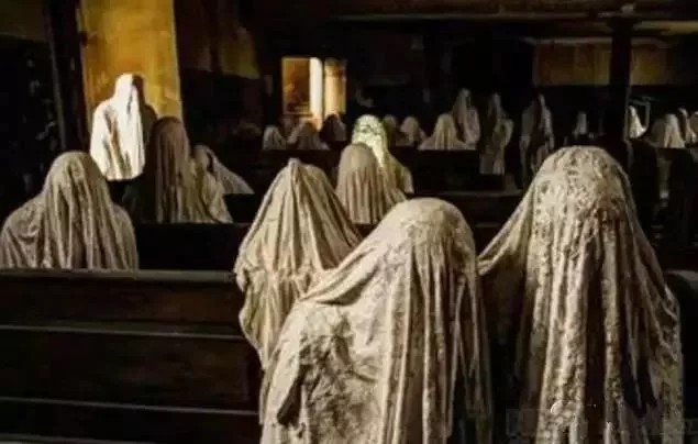 世界恐怖鬼屋藤井病院空降魔都,苏州长藤鬼校鬼屋实拍