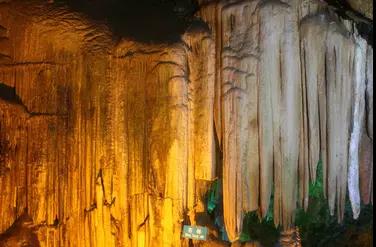 洛阳地下八亿年的鸡冠洞,洛阳栾川地下宫殿