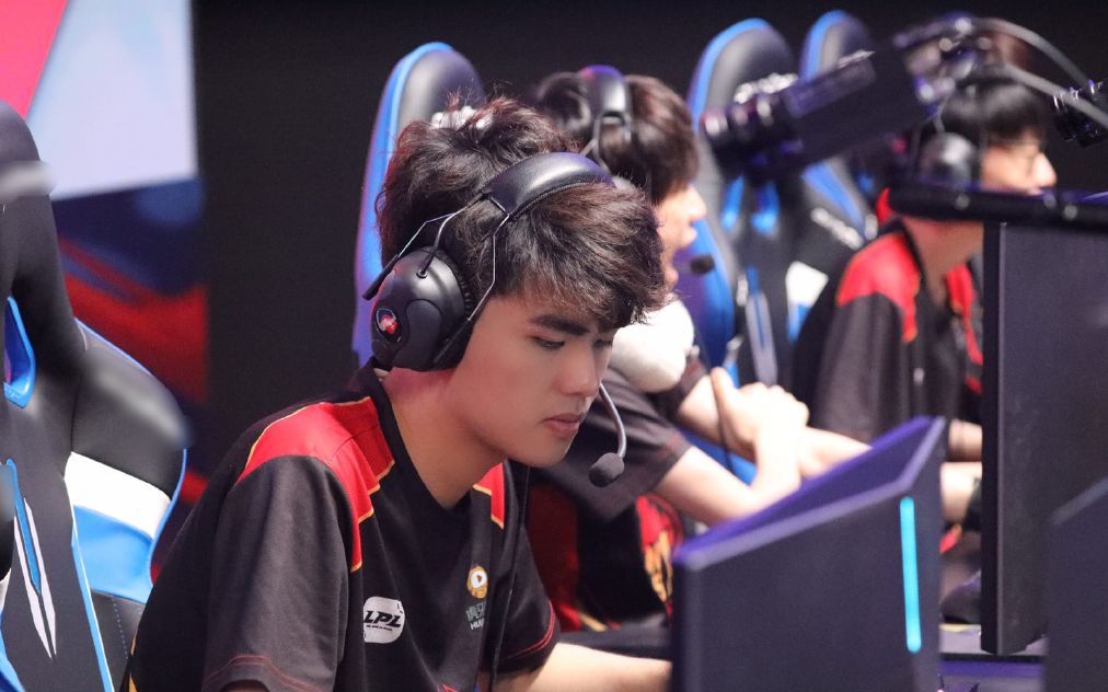 lol冠军限定皮肤返场妖姬,lol历年冠军皮肤什么时候返场