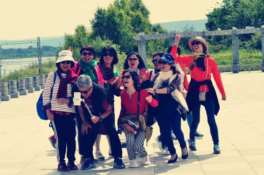 10个闺蜜，历时22天，沿着中俄边境跑了8100公里，刺激！（一）