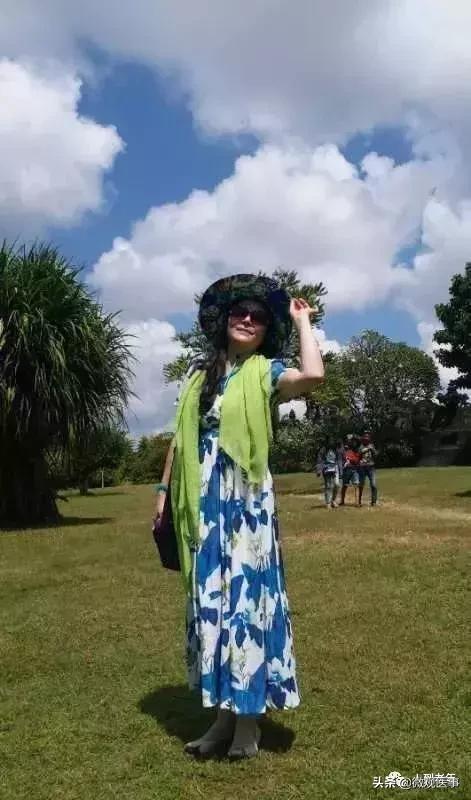 涓浗澶у澶栧嚭鏃呮父鎷嶇収鍔ㄤ綔鍚堥泦,澶у鏃呮父濮垮娍