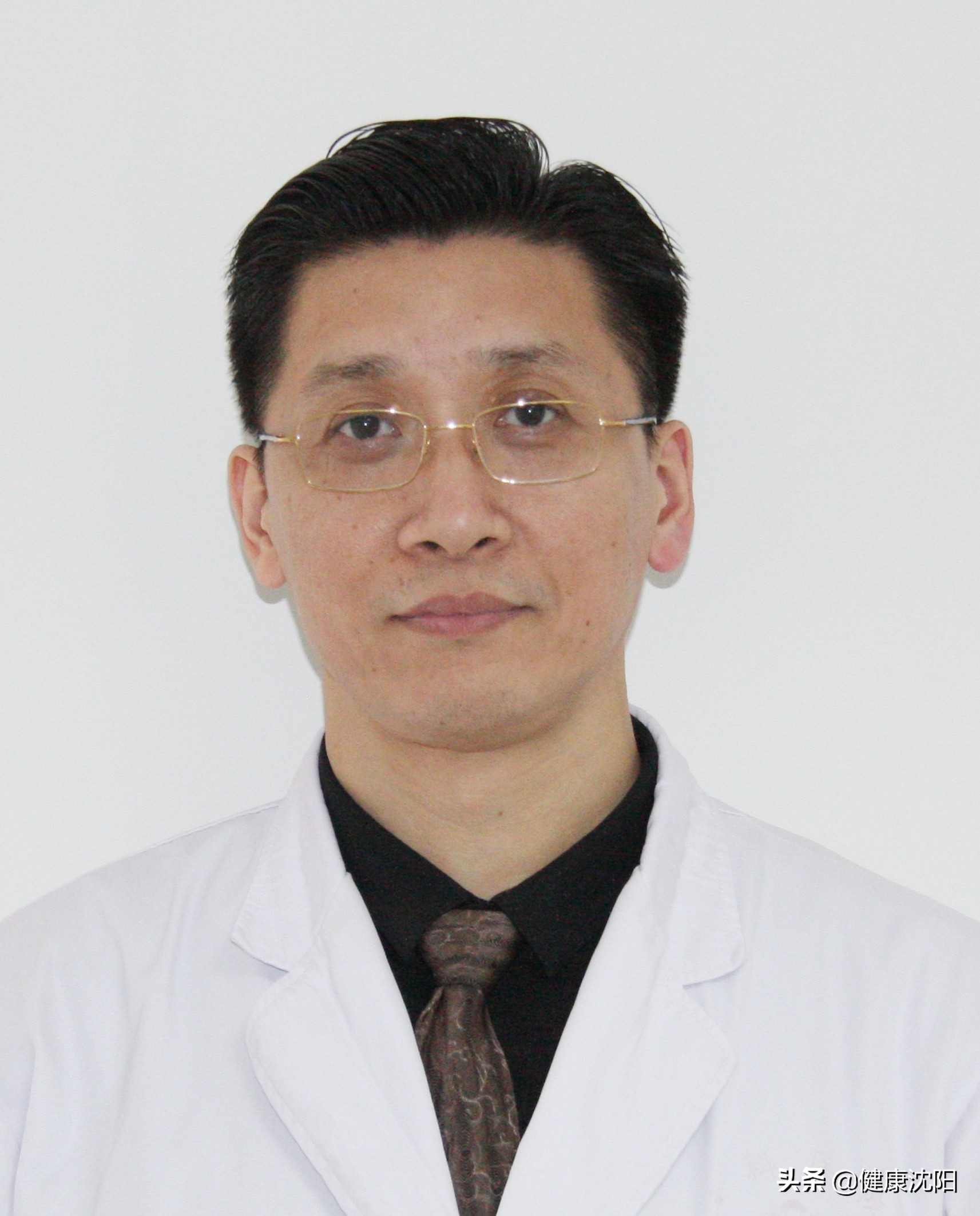 内踝骨折取钢钉后多久恢复,内踝骨折取钢钉多久能正常走路