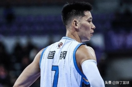 如何发边线球技巧,边线球怎么发不违例