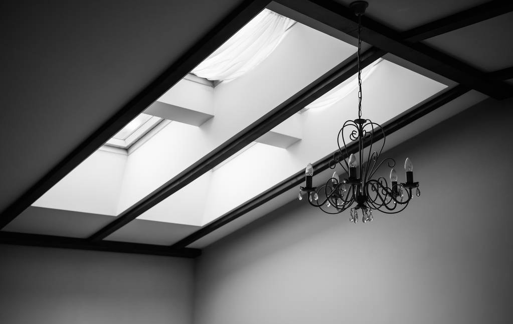 为什么家里这几天总是发出轰隆声,屋内偶尔发生巨响是咋回事