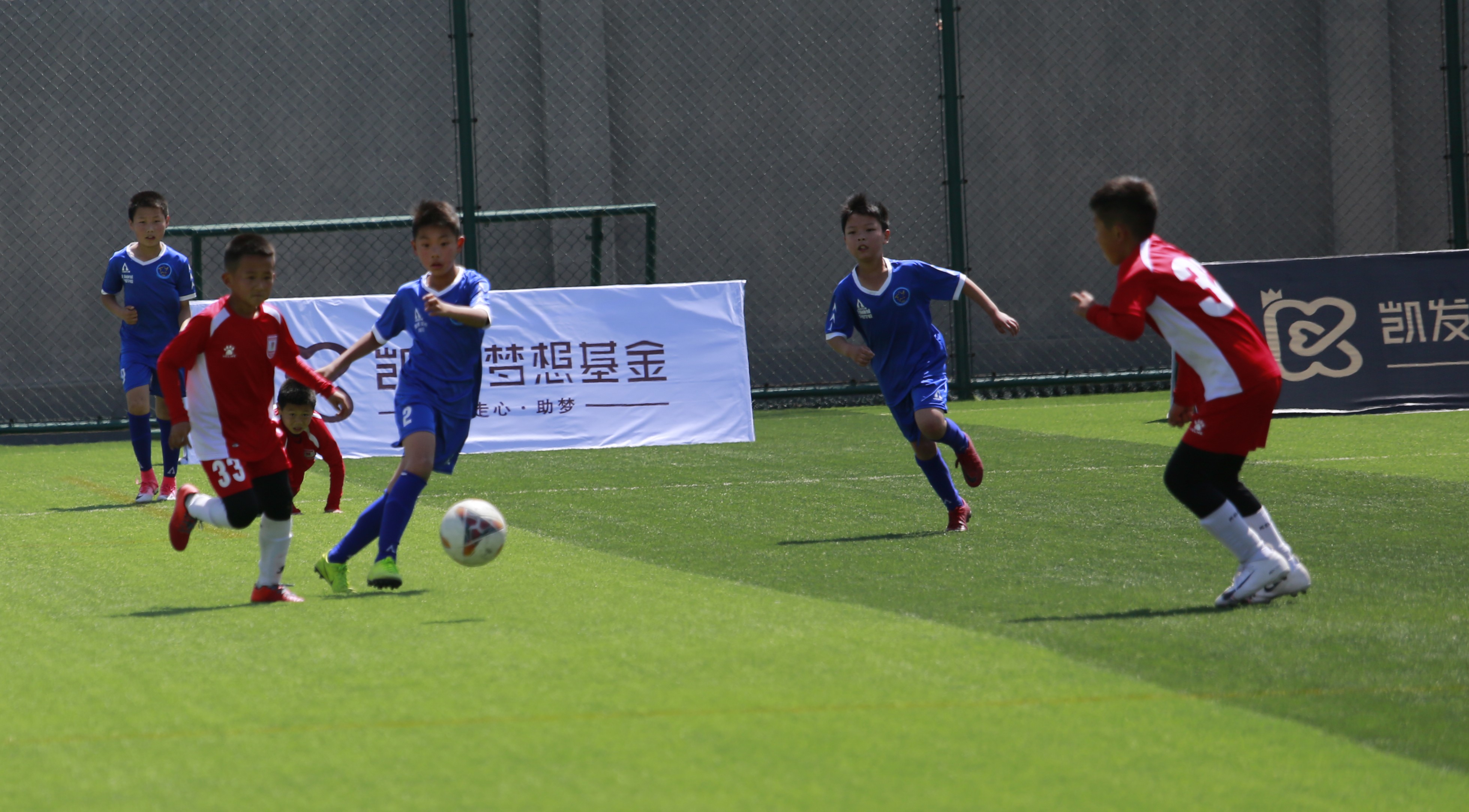 中国足球摇篮大连东北路小学,东北路小学中国足球摇篮