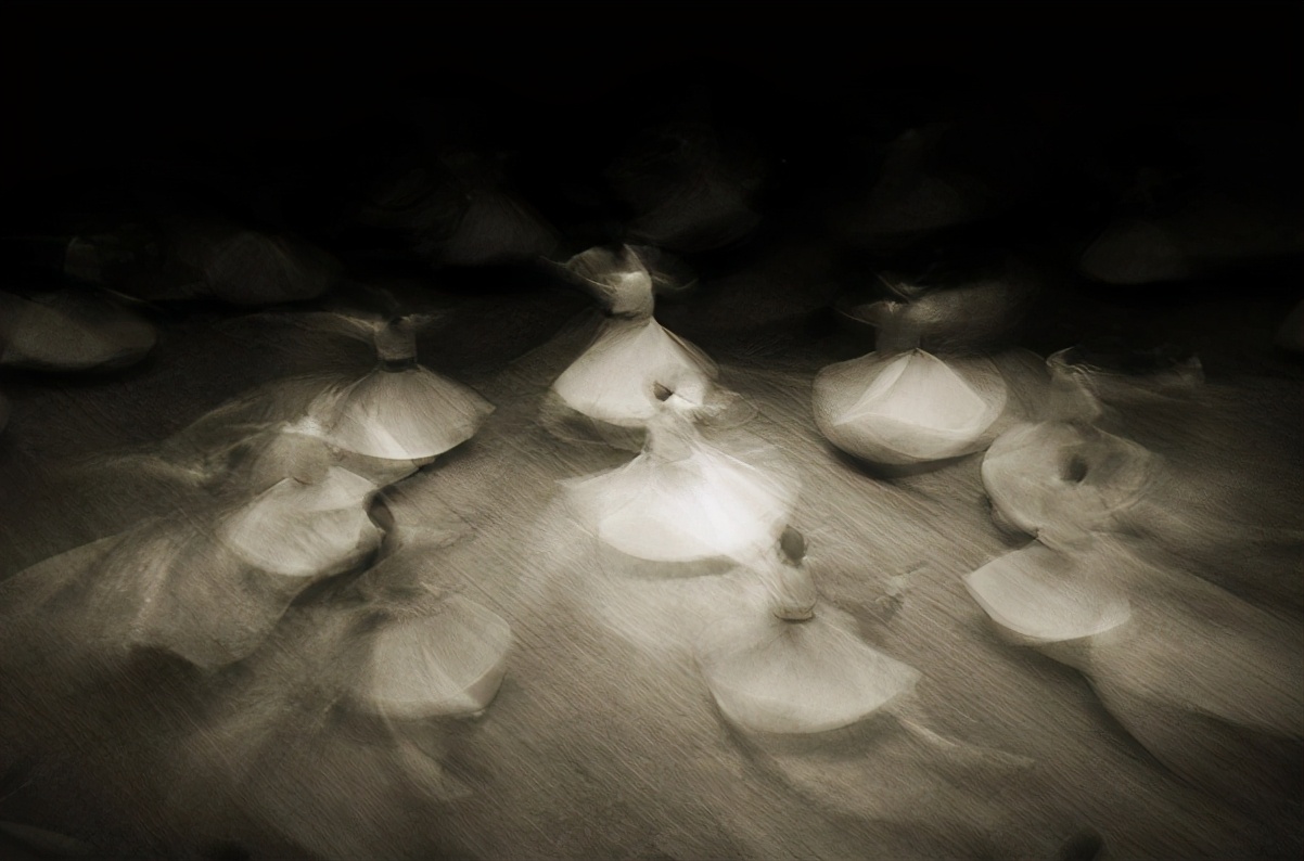 最好的教育不是灌输而是启迪,教育不是灌输而是点燃火焰原文