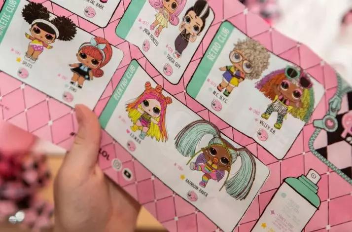 玩具届特朗普在线卖货|轰动全美的盲盒娃娃到底有多神奇？