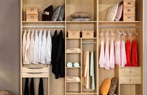 衣柜门板的款式有几种，衣柜柜体不同材质优缺点