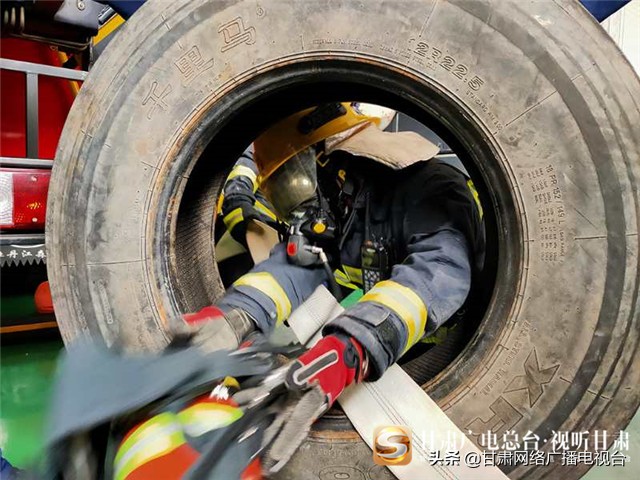 模拟火场训练,模拟火场报警灭火演练