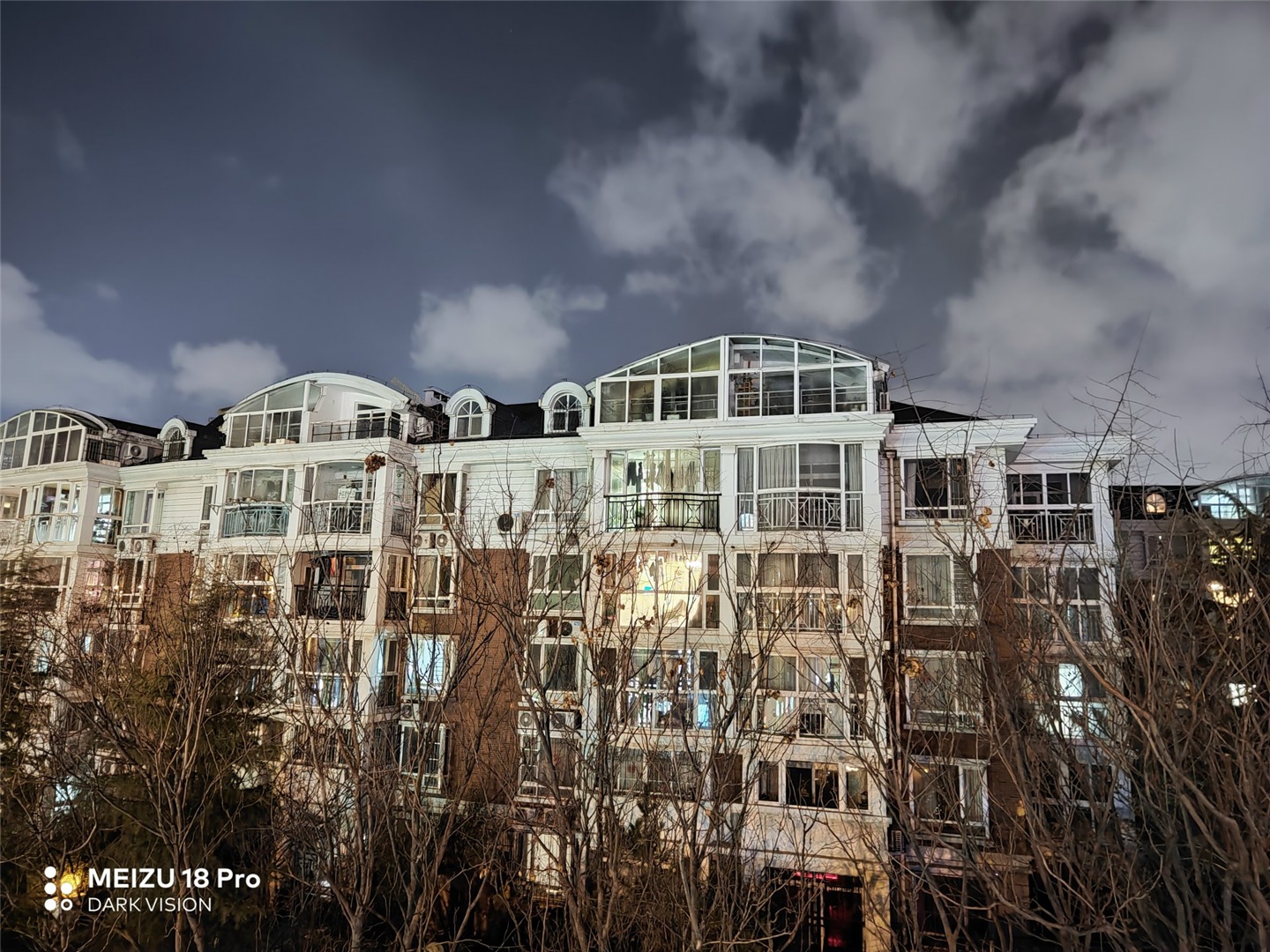 魅族18和魅族18pro买哪个好,魅族18s18pro与18x区别