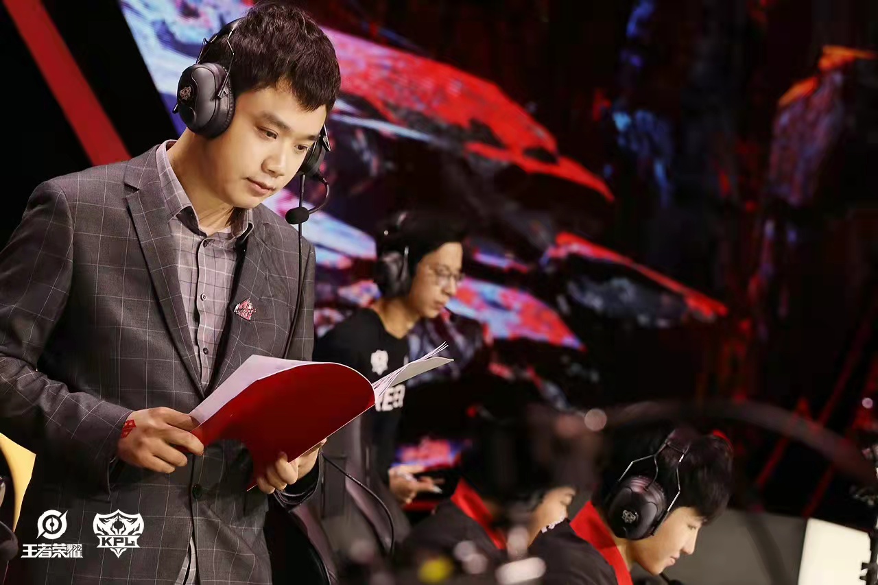 ag月光带领五人走向决赛舞台,月光爆料ag近况以及粉丝建议