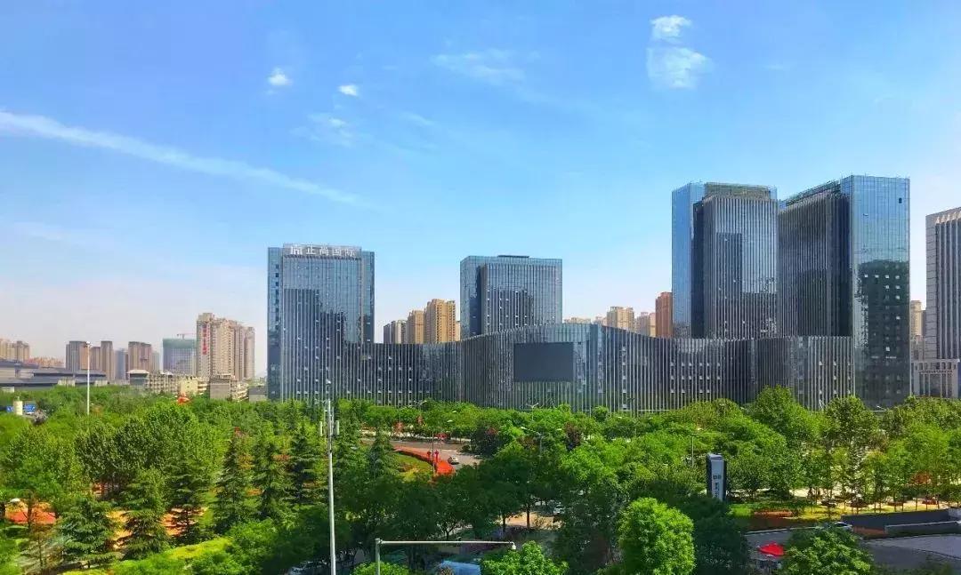 太古里跟兰桂坊,太古里和兰桂坊贰麻酒馆