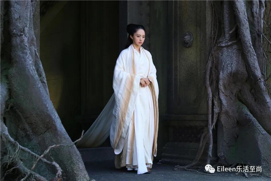 黑红30年,姐圈命运交缠?再兴风浪的浪姐2藏着哪些纠葛往事?