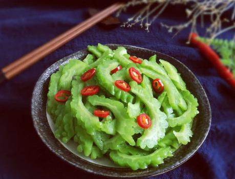 凉拌苦瓜为什么要煮过,凉拌苦瓜还是很苦怎么办