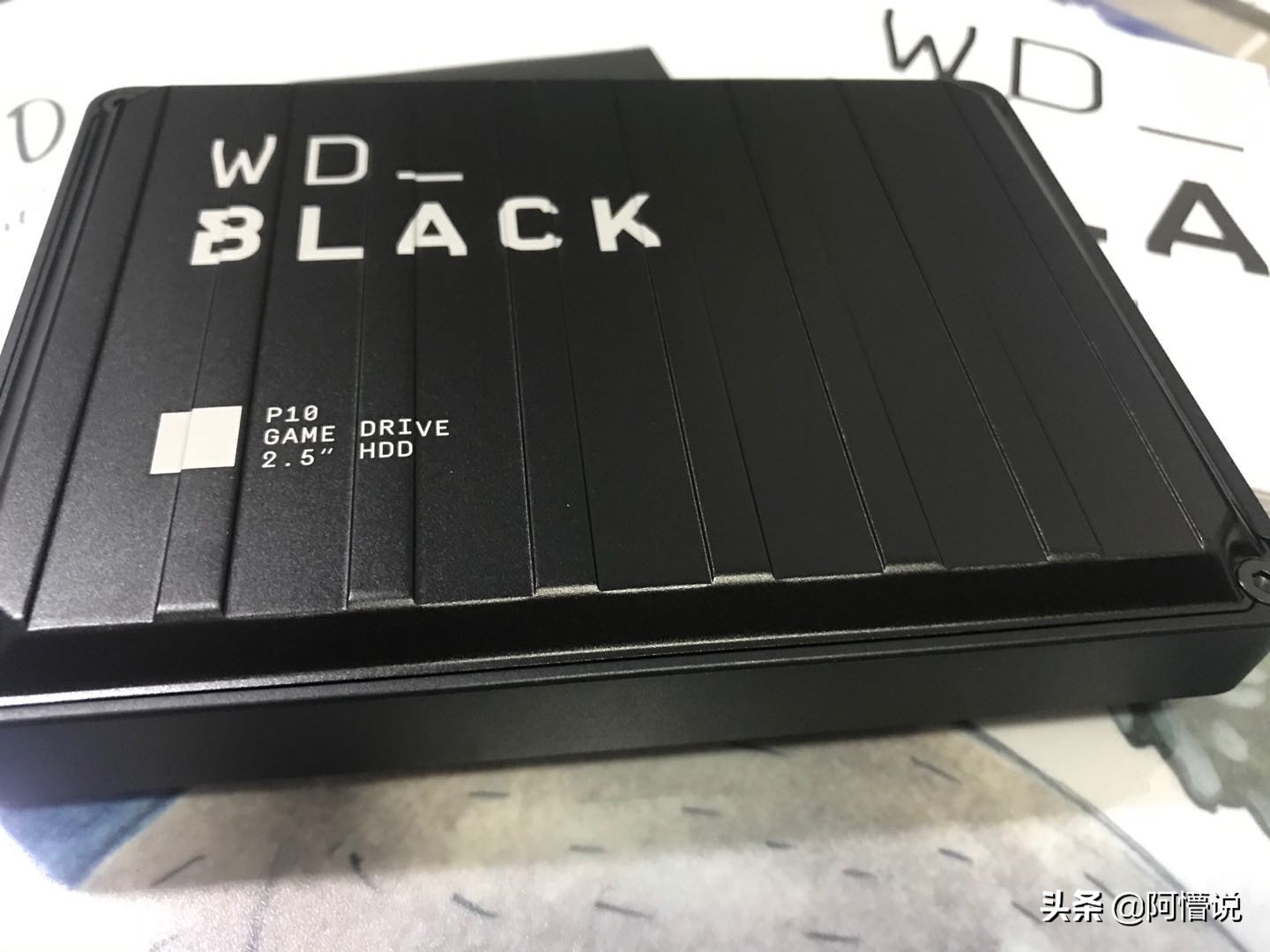 游戏发烧友必备神器,WD_BLACKP10堪称移动的游戏宝库
