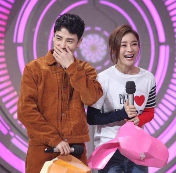 袁姗姗情史大揭秘,揭秘袁姗姗背后的秘密