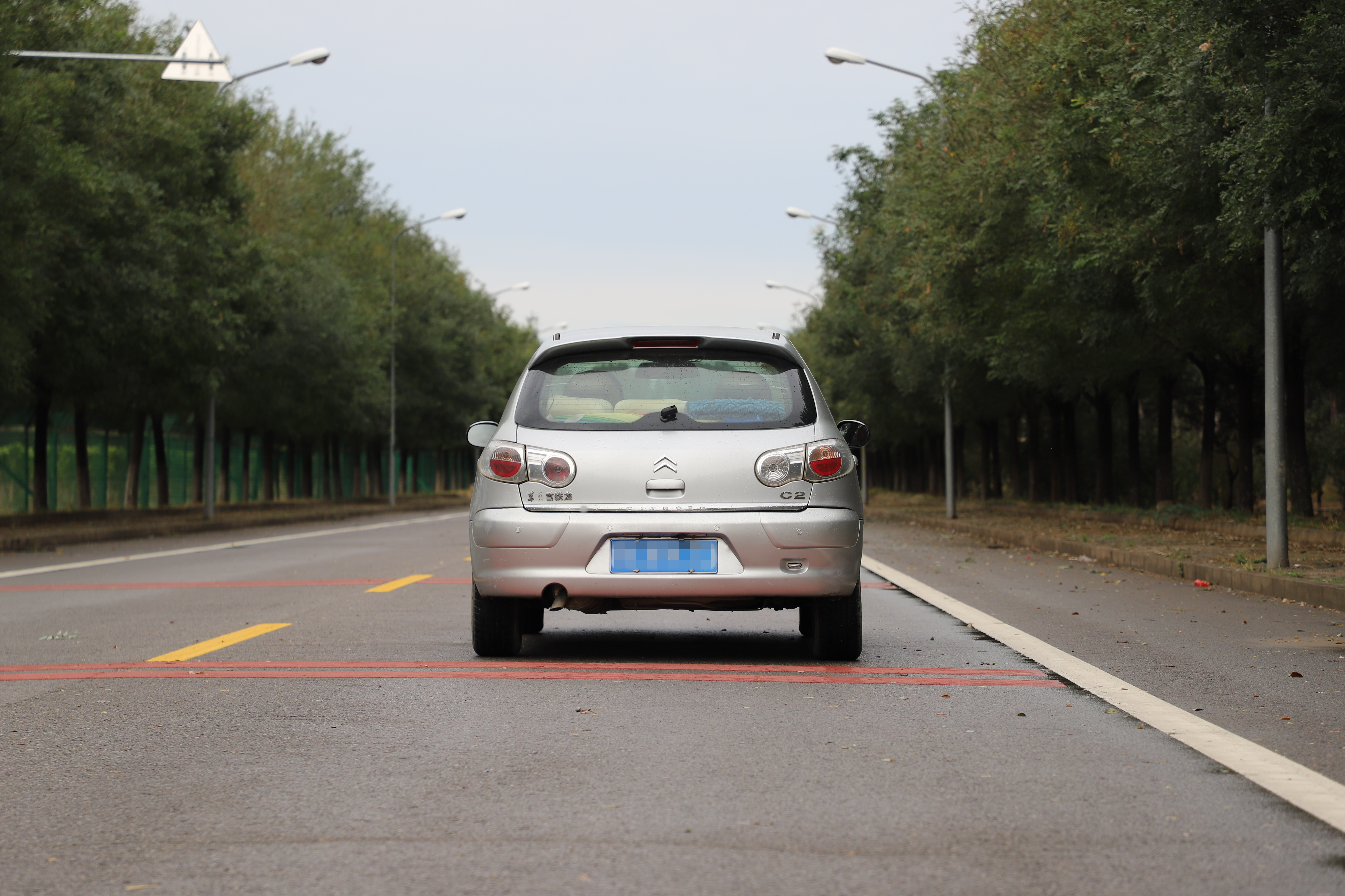 雪铁龙c2真实的驾驶感受,雪铁龙c2两厢驾驶感受