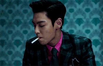 朋友,希望你的世界里没有香烟!