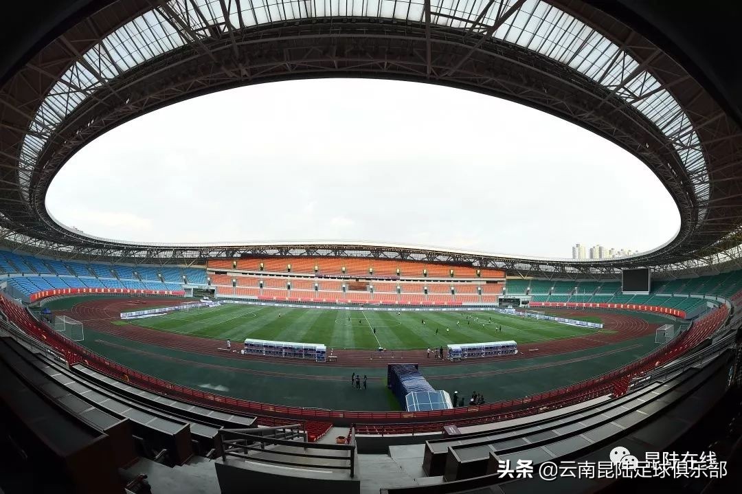 【训练场】“禹”众不同感恩足球