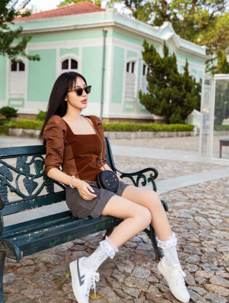 李菲儿机场豹纹,李菲儿最新机场穿衣搭配