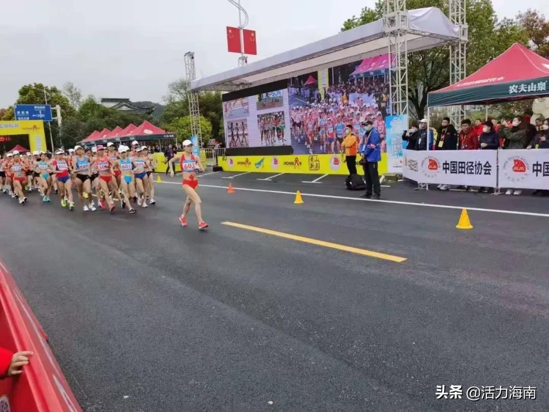 杨家玉是乌海几中的,乌海名将杨家玉军运会夺冠