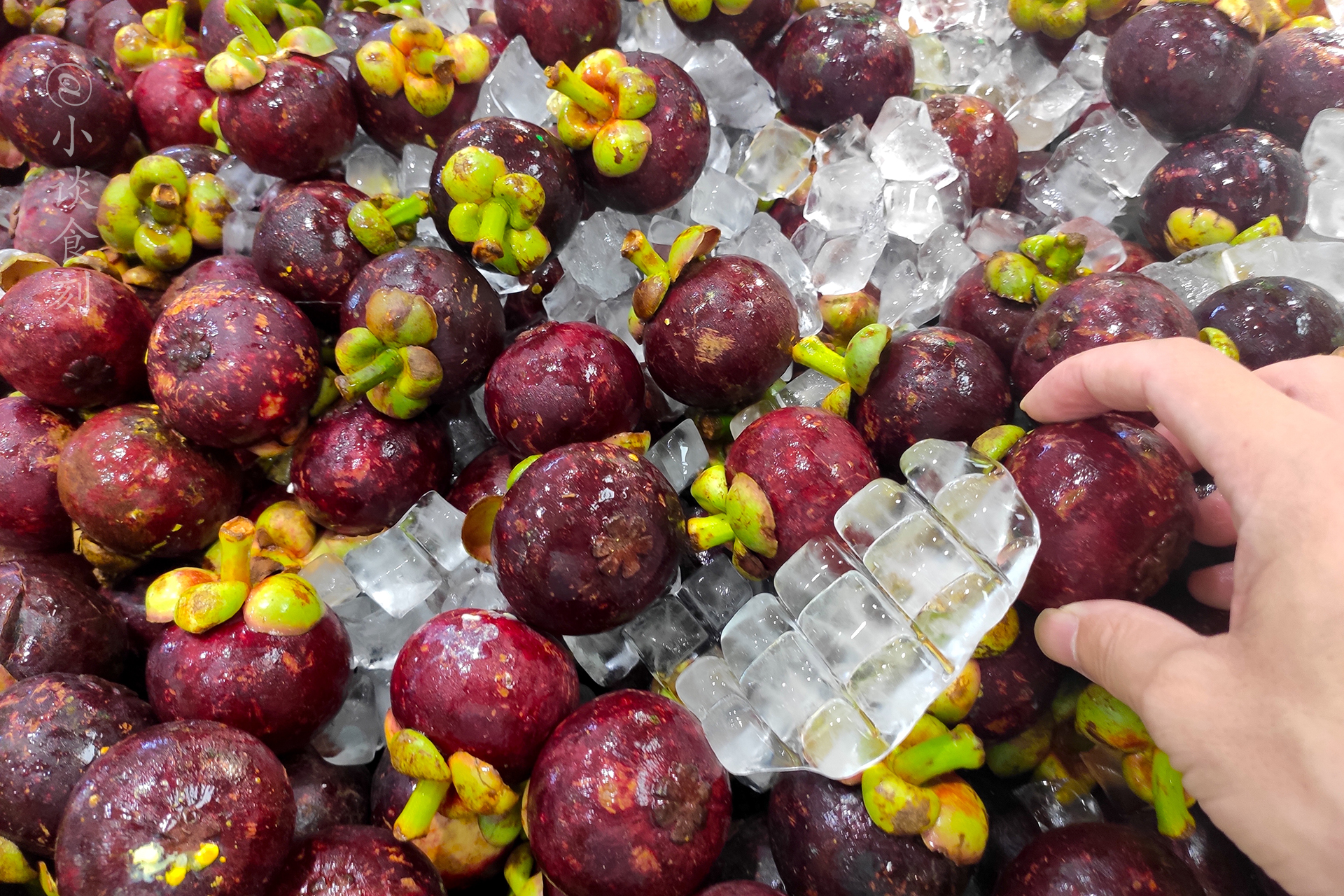 水果山竹里面发黄了能吃吗,山竹剥开后发现黄黄的能不能吃