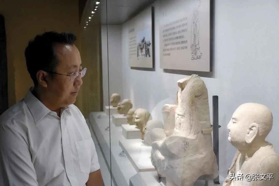 素烧不上釉瓷器,为什么陶瓷底部不上釉