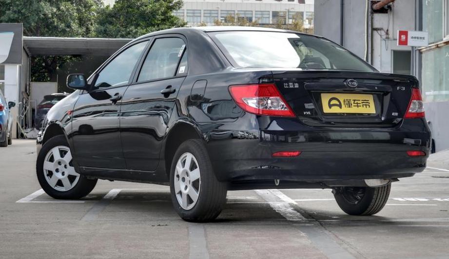 比亚迪f3自动挡2020款落地多少钱,5万左右性价比高的车推荐比亚迪f3