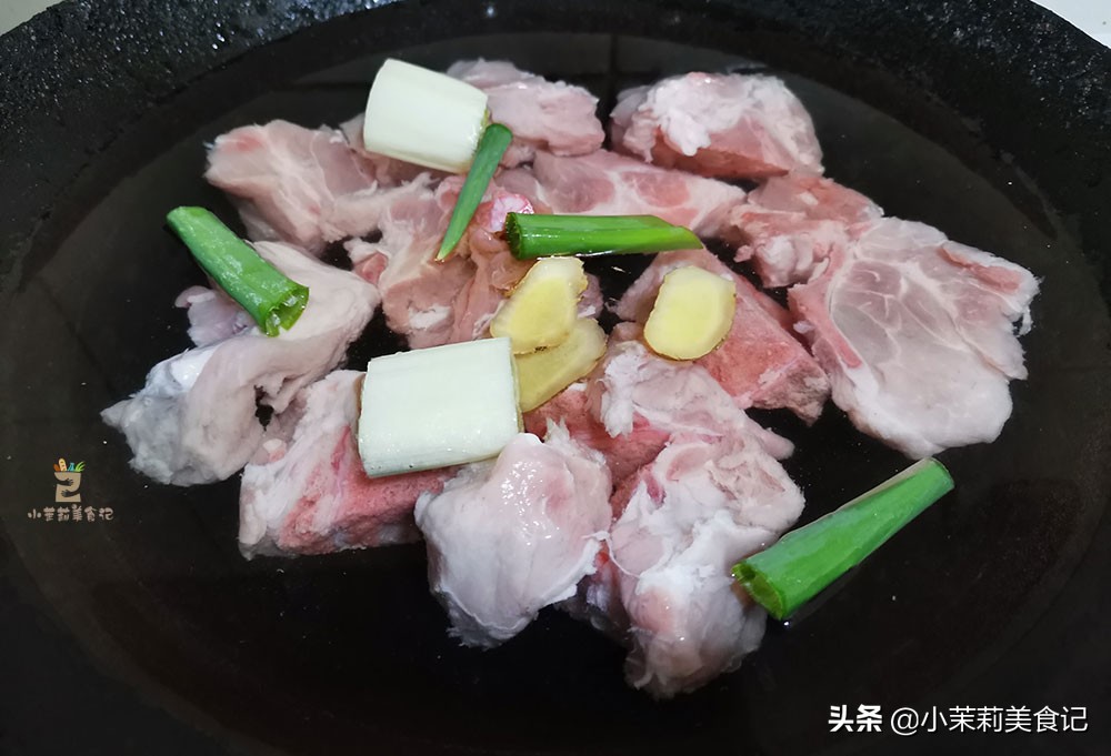 排骨怎么焯水不腥,排骨去腥不焯水