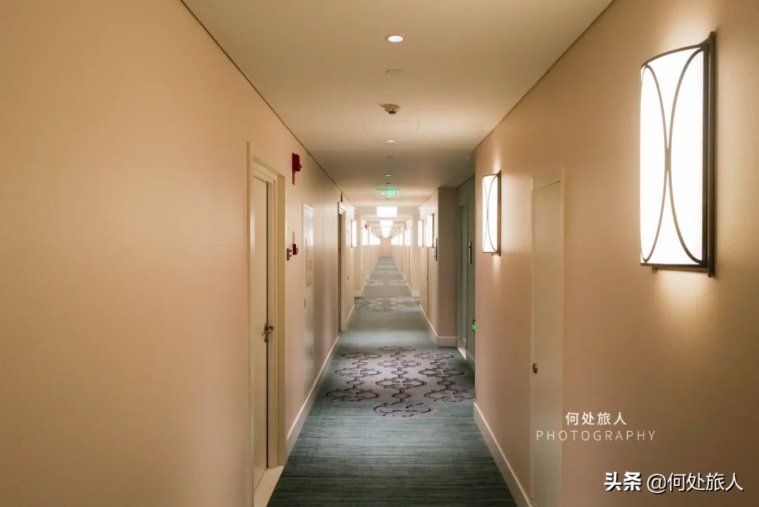 鍖椾含鐜悆褰卞煄鍝堝埄娉㈢壒涓婚閰掑簵,鍖椾含鐜悆褰卞煄閰掑簵娴嬭瘎