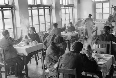 北京铜锅涮肉是哪的羊肉,老北京铜锅涮肉为啥是清水