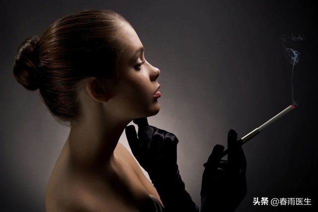 不止王源这样的年轻人，*草烟**正把魔爪伸向更多女性！