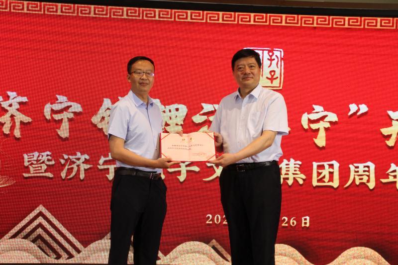 抗疫英雄荣获的奖励,抗疫英雄奖项