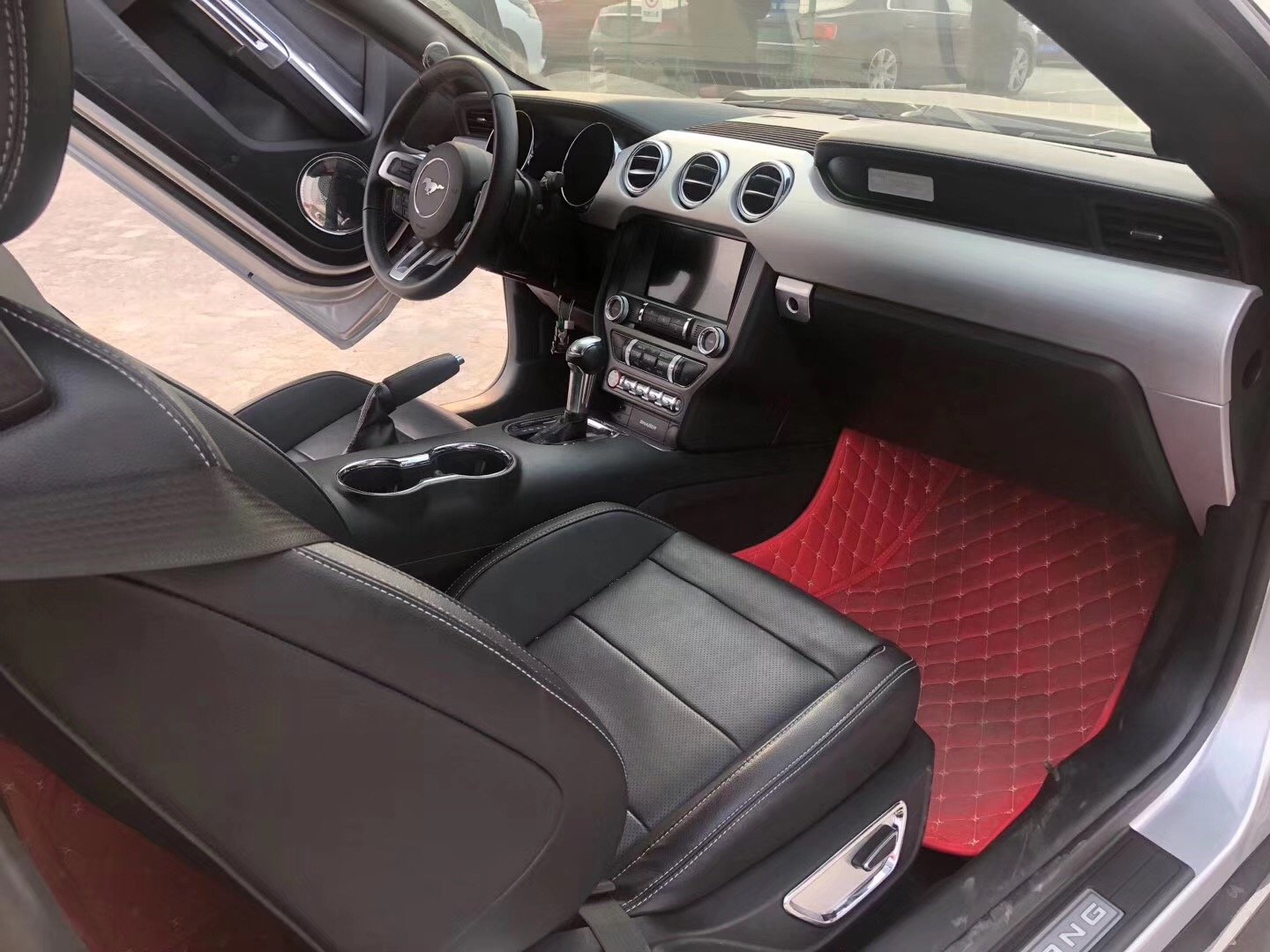 全新福特野马渲染图,全新敞篷版福特野马