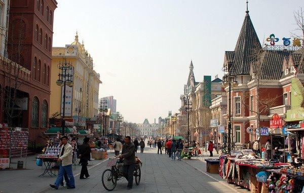 大连俄罗斯街简介,大连俄罗斯风情一条街2004年照片