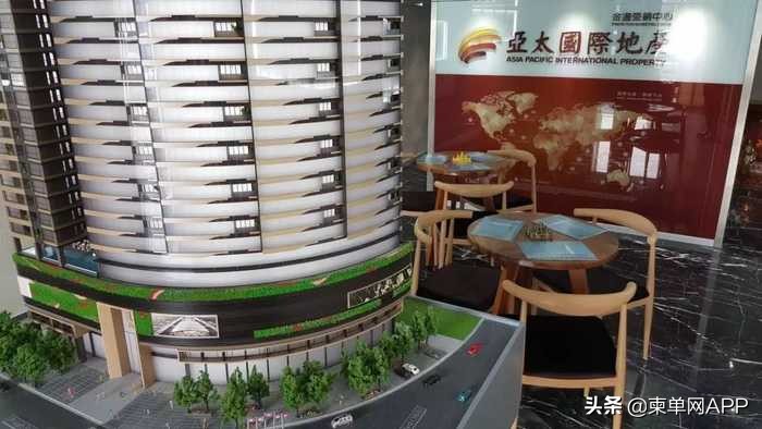 台湾柬埔寨小伙,台湾男子在柬埔寨