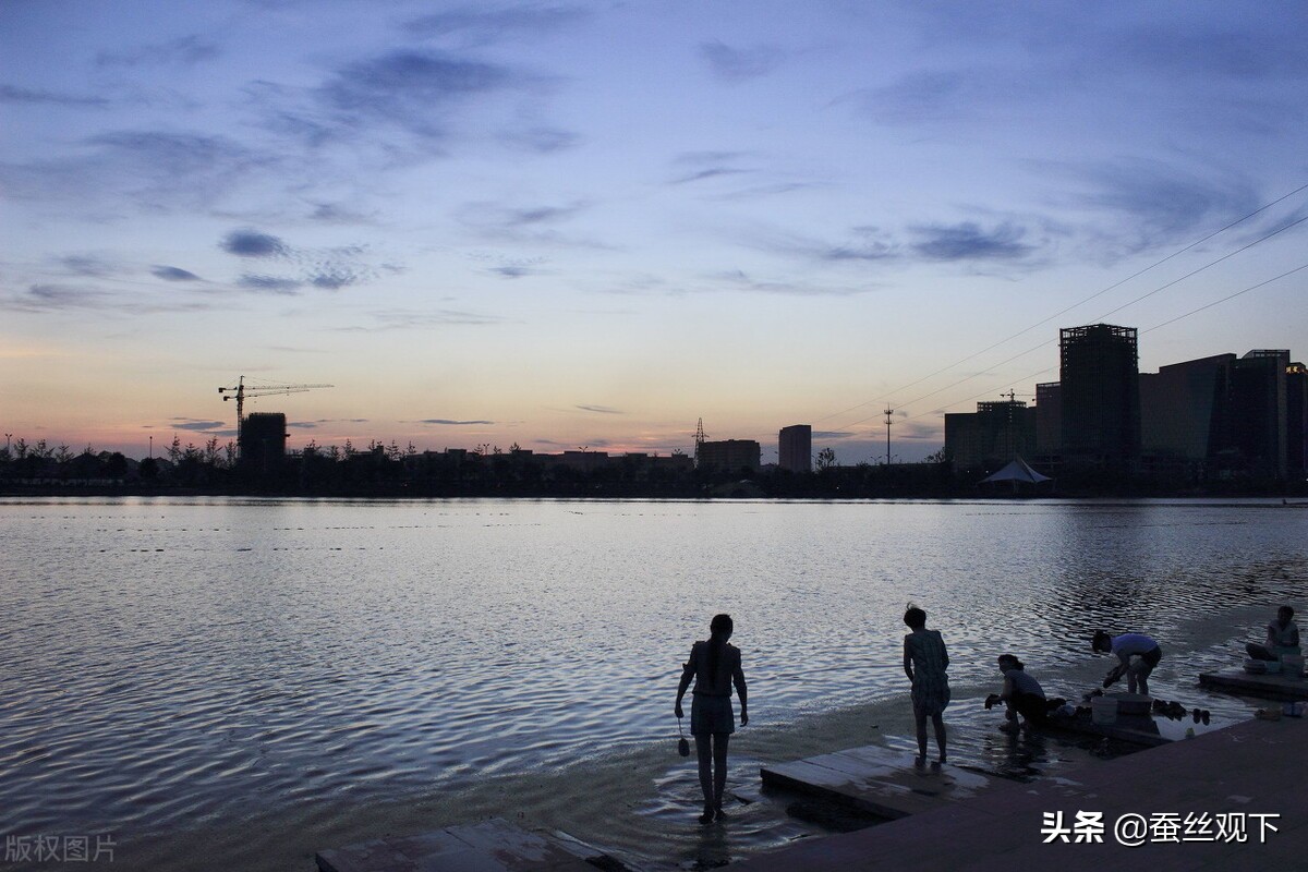 绍兴为何地灵人杰文人辈出,绍兴市一个人杰地灵的地方