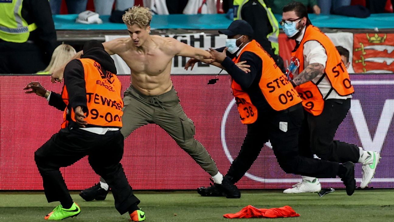 马奎尔内心光明磊落,马奎尔整活德赫亚怒吼