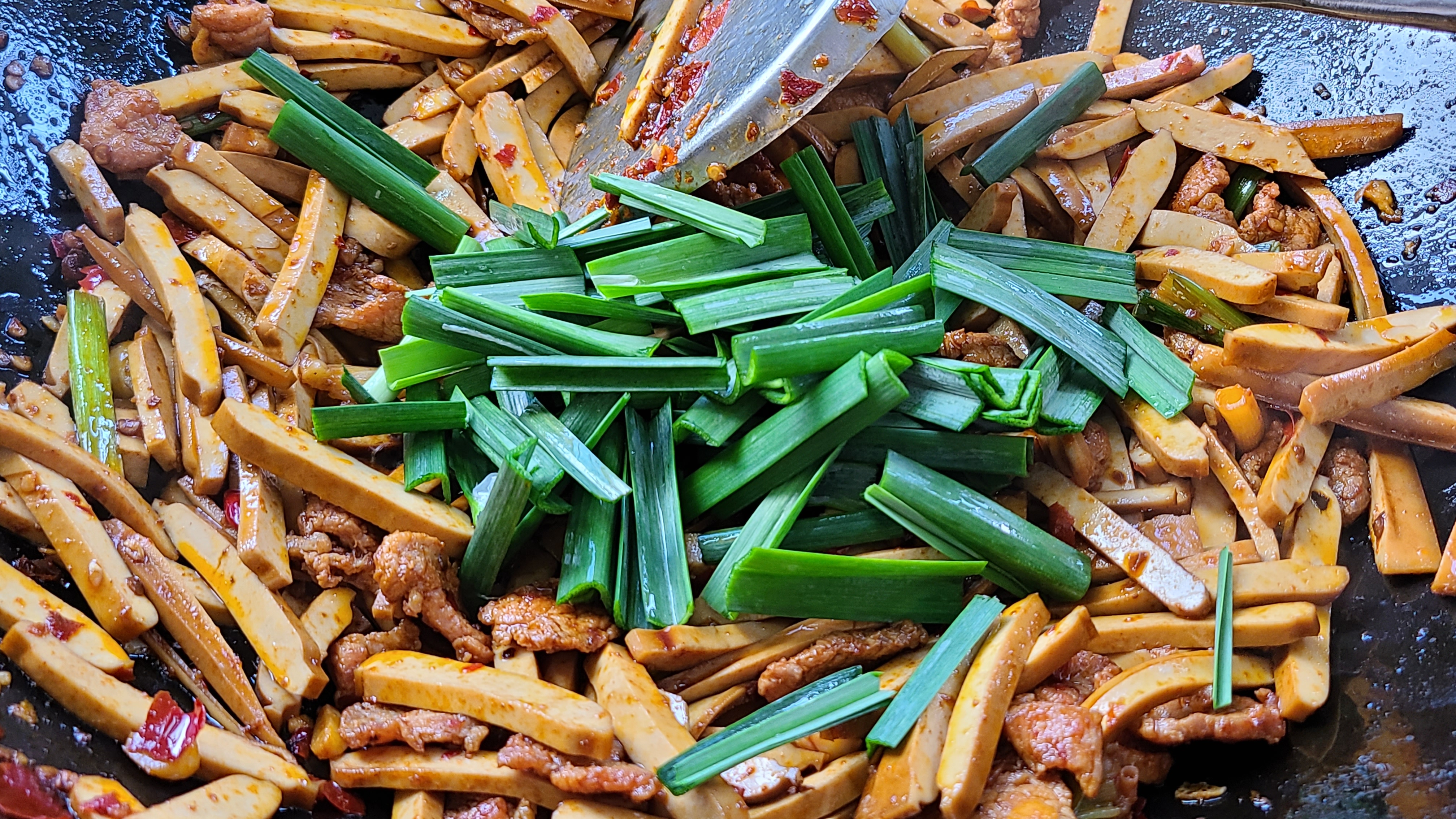 家庭小炒500款菜谱豆腐香干炒蒜苗,蒜苗香干炒肉怎么做香干才入味