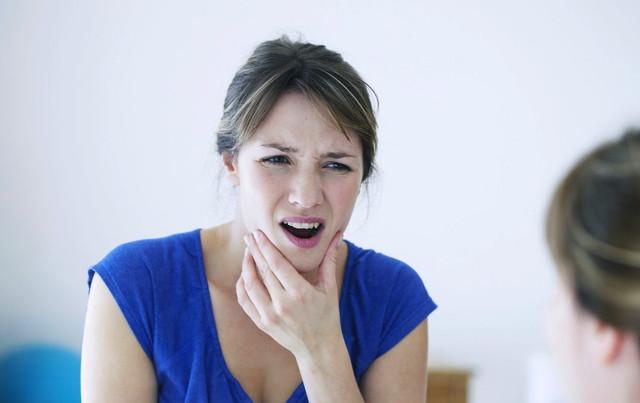 牙齿稀疏牙缝大真的影响财运吗,牙缝越来越宽有什么好办法