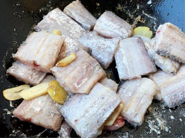 海边农家乐刀鱼做法,最好的刀鱼做法