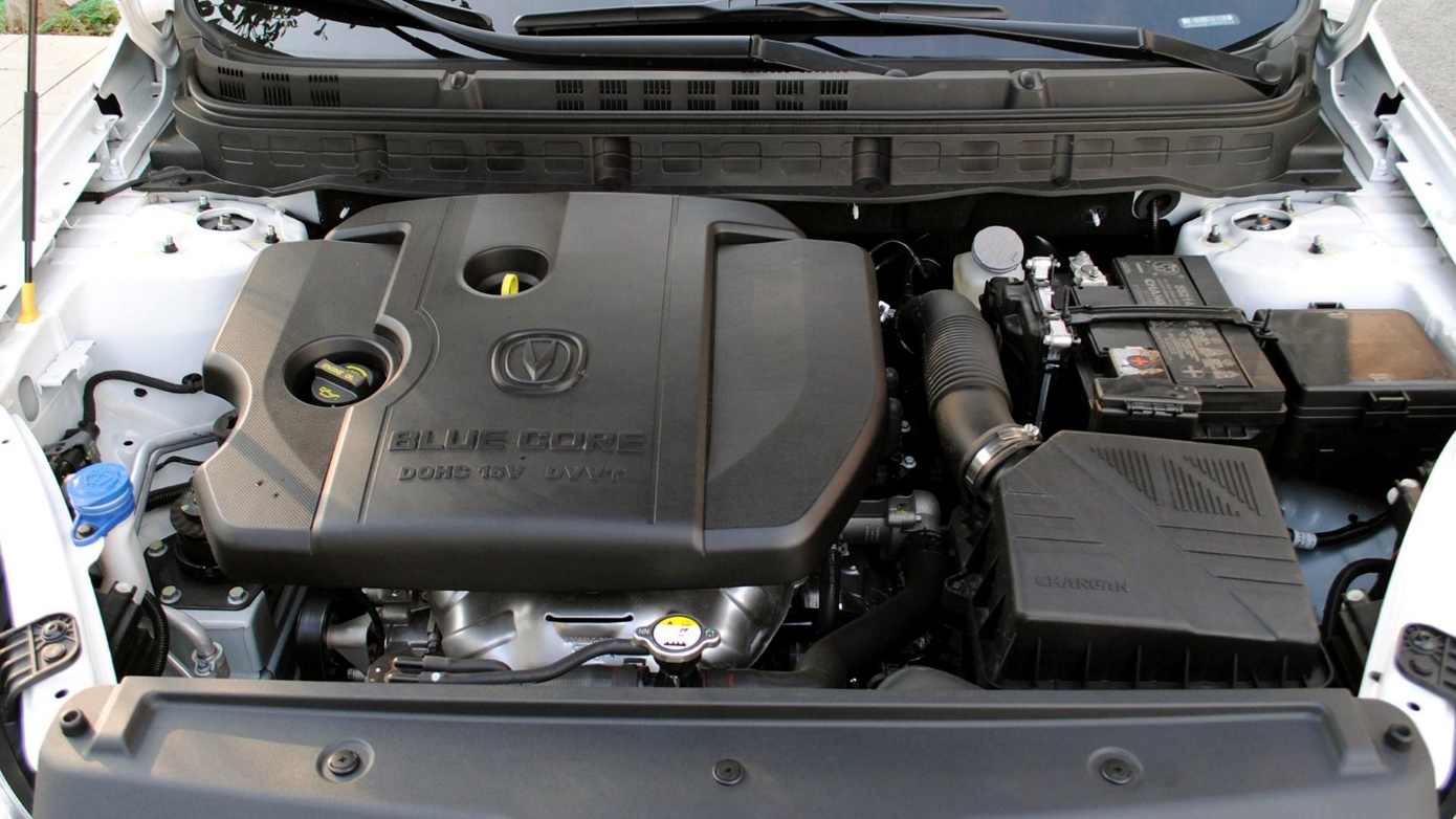 逸动跟帝豪性价比,长安逸动dt和帝豪哪个省油